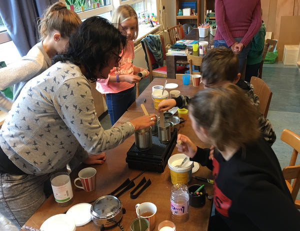 Kaatje&amp;Mup Craft Café: Sandkerzen herstellen
